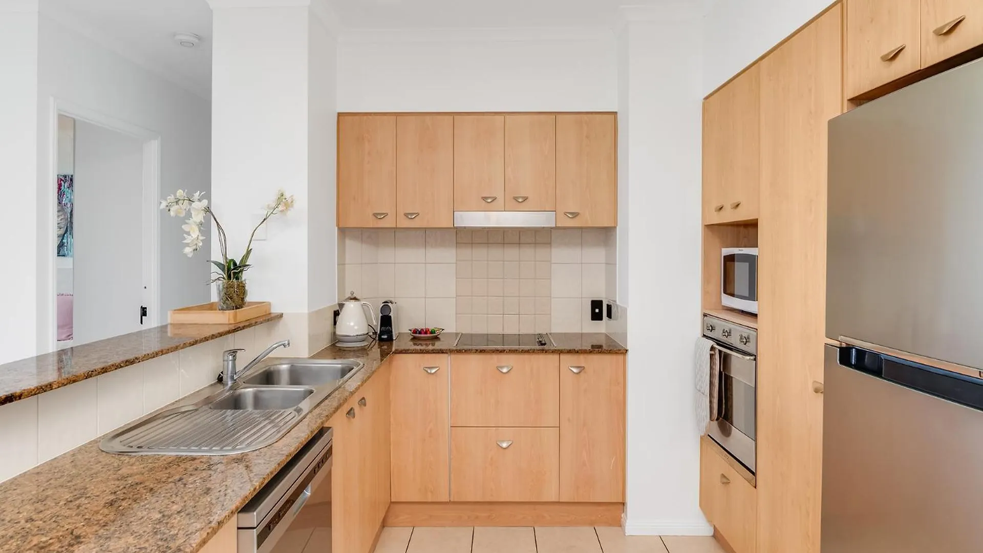 Alex Beachfront Apartment Alexandra Headland 0*,  Australia